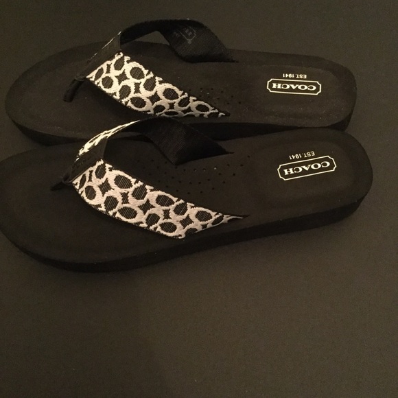 coach jessalyn flip flops